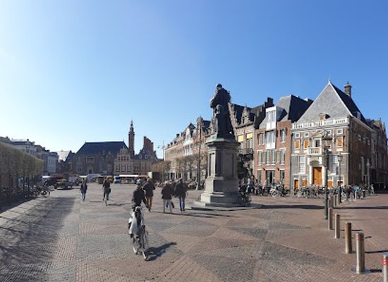 netherlands/haarlem/landmark/hofje-van-bakenes