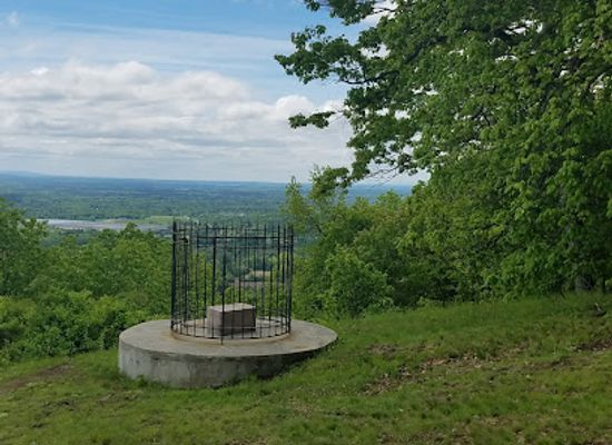 new-york/central-new-york/landmark/ulysses-s-grant-cottage-national-historic-landmark
