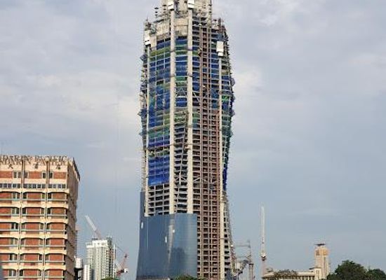 malaysia/kuala-lumpur/landmark/warisan-merdeka-tower