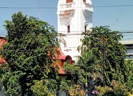 indonesia/surabaya/landmark/klokkentoren-van-lindeteves-stokvis