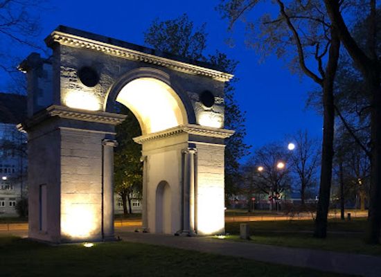 latvia/semigallia/landmark/aleksandra-varti-aleksandra-triumfa-arka
