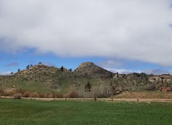 wyoming/platte-county/landmark/visitor-center-park-headquarters