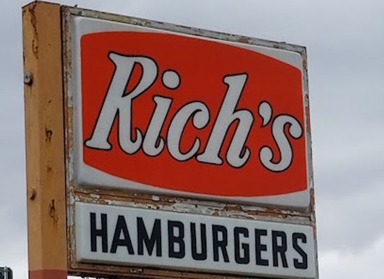 arkansas/pine-bluff/landmark/rich-s-burgers