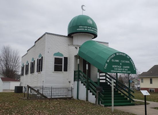 canada/peace-river-country/landmark/iowa-islamic-heritage-mother-mosque-of-america-islamic-cultural-heritage-center