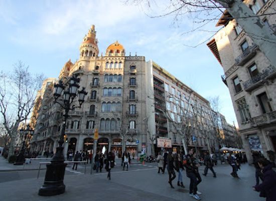 spain/barcelona/landmark/cases-antoni-rocamora
