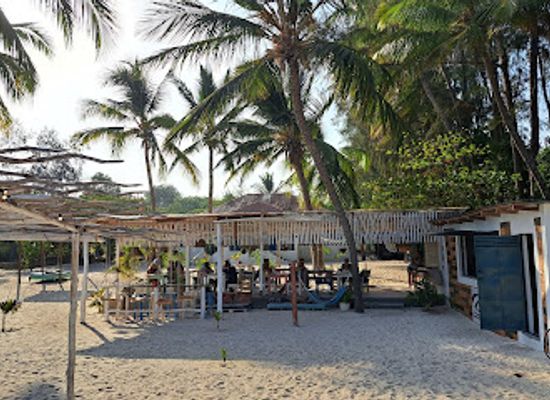 kenya/diani-beach/landmark/pallet-cafe
