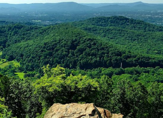 virginia/roanoke/landmark/roanoke-mountain