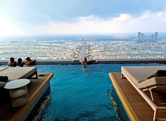 united-arab-emirates/al-batinah-coast/landmark/aura-skypool-dubai