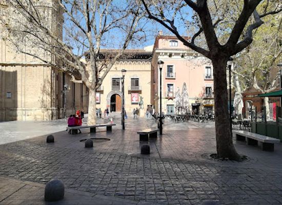 spain/zaragoza/el-gancho/landmark/plaza-san-felipe