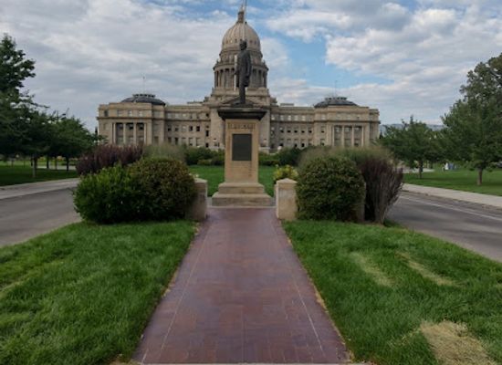 idaho/boise/north-end/landmark/abraham-lincoln-statue