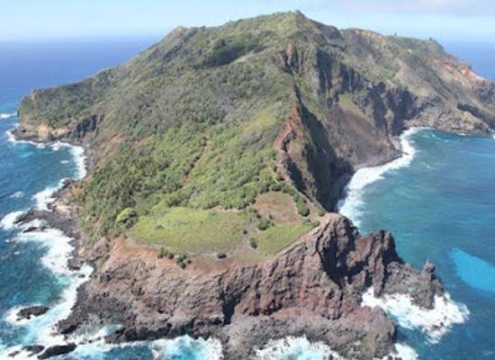 pitcairn-islands/tedside/landmark/pitcairn-island