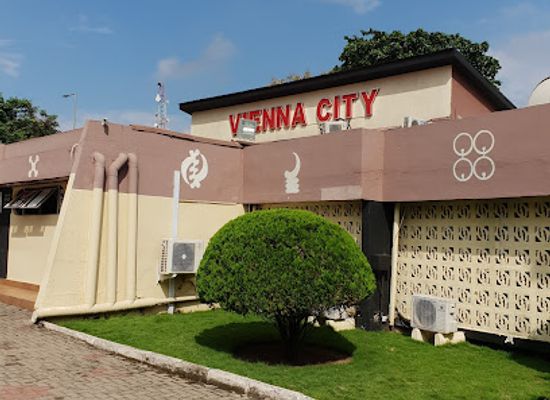 ghana/kumasi/landmark/vienna-city-kumasi-and-roses-guest-house