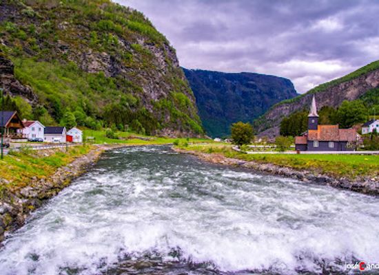 norway/sognefjord/landmark/flam-church