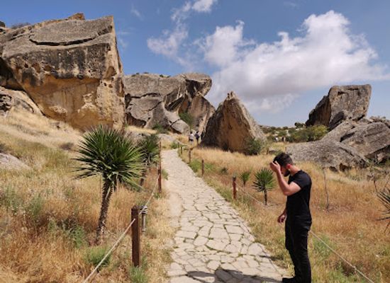 azerbaijan/karabakh-region/landmark/gobustan-rock-art-cultural-landscape