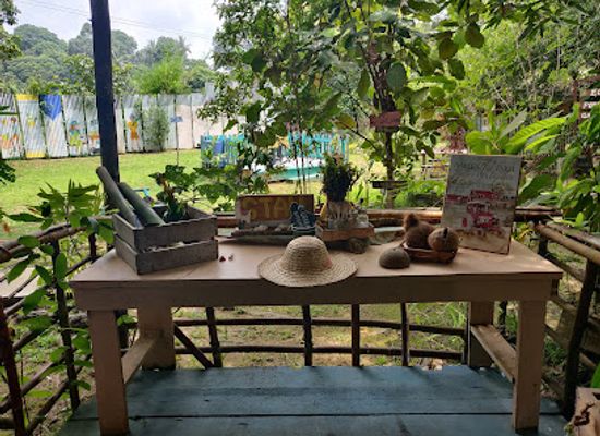 brunei/tutong/landmark/eco-ponies-garden