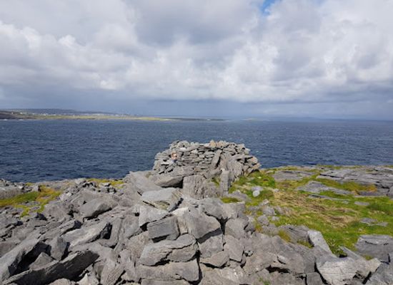 ireland/aran-islands/landmark/inis-meain-island-stays