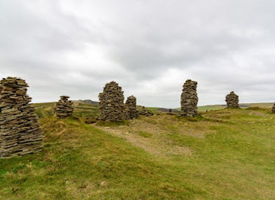 united-kingdom/orkney/landmark/cuween-hill-chambered-cairn