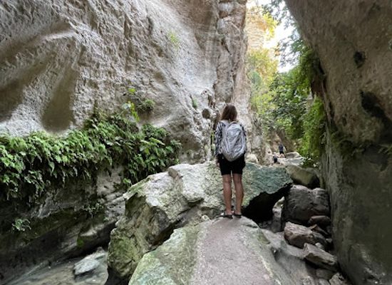 cyprus/avakas-gorge/landmark/parking-avakas