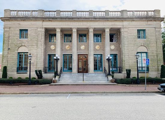 virginia/hampton-roads/landmark/the-historic-post-office