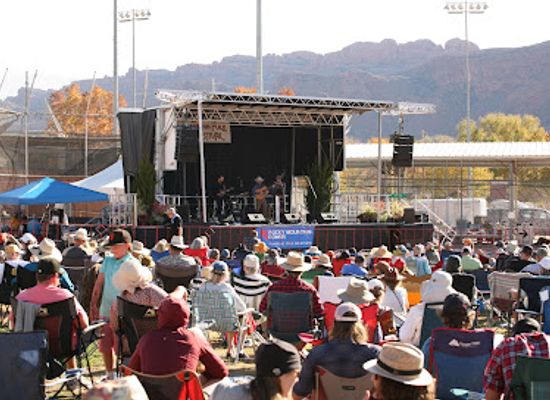 utah/moab/landmark/moab-folk-festival