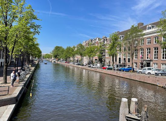 netherlands/amsterdam/landmark/national-holocaust-names-monument