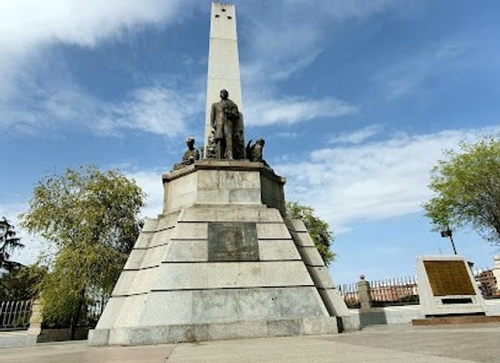 spain/madrid/landmark/jose-rizal-monument