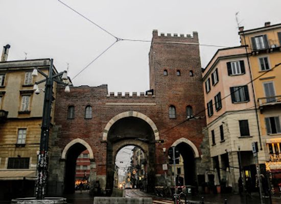 italy/milan/navigli/landmark/porta-ticinese-medievale