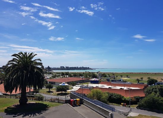 new-zealand/timaru/landmark/the-bay-hill-bar-restaurant
