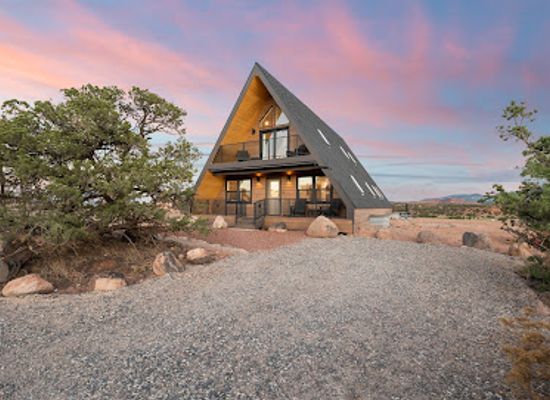 utah/torrey/landmark/the-cabins-at-capitol-reef