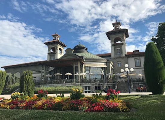 switzerland/vaud/landmark/esplanade-de-montbenon