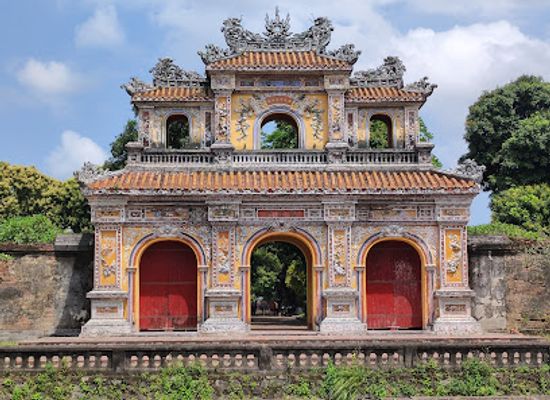 vietnam/hue/phu-thanh/landmark/hue-historic-citadel