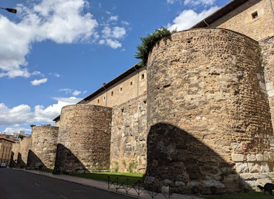 spain/castile-and-leon/landmark/muralla-medieval-de-leon