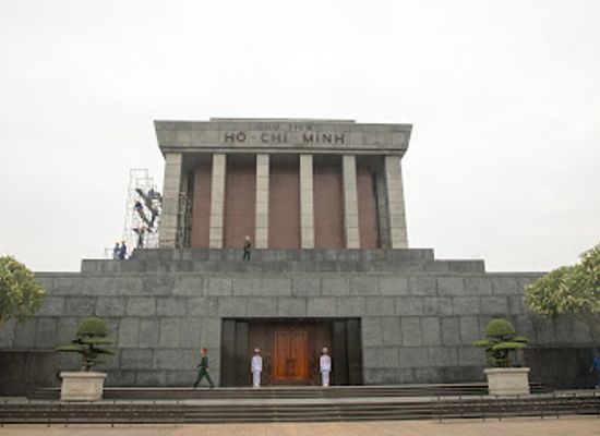 vietnam/northwest/landmark/ho-chi-minh-s-mausoleum