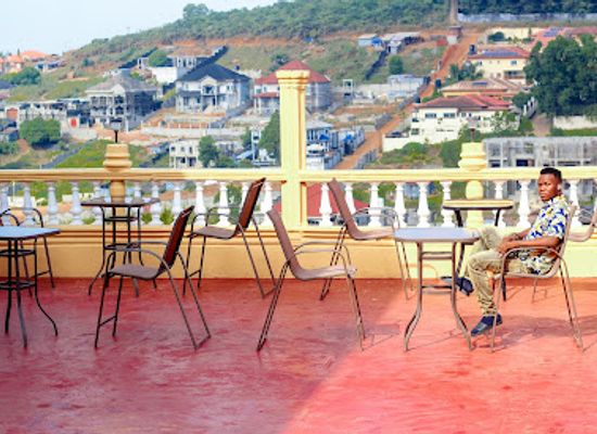 sierra-leone/eastern-province/landmark/stafford-lodge
