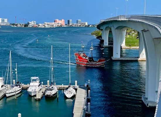 florida/clearwater/landmark/captain-memo-s-pirate-cruise