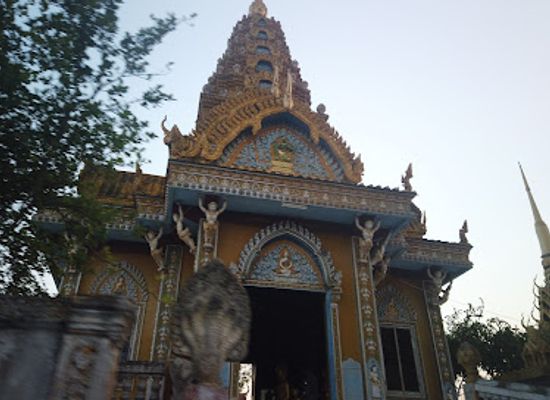 cambodia/battambang/landmark/pkar-slar-cave