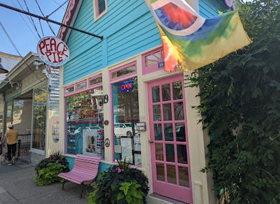 new-jersey/lambertville/landmark/peace-pie