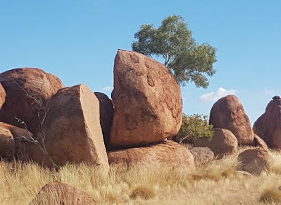 australia/south-west/landmark/karlu-karlu-devils-marbles-conservation-reserve