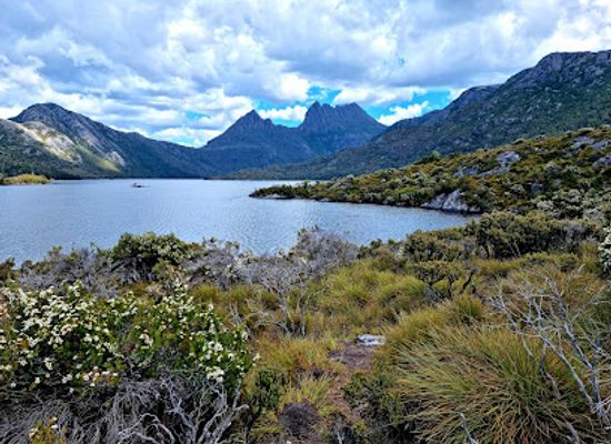 australia/cradle-mountain-lake-st-clair-national-park/landmark/dove-lake-boatshed