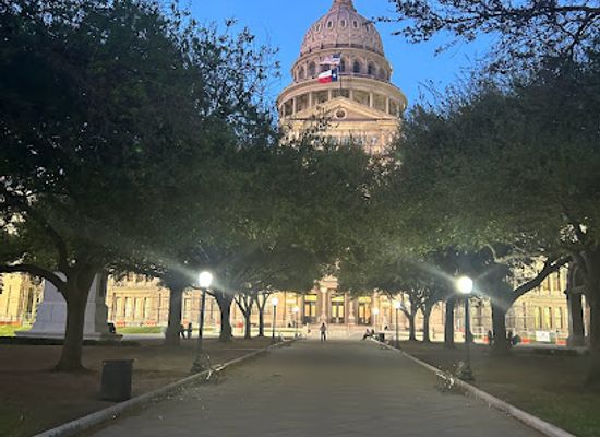 texas/central-texas/landmark/terry-s-texas-rangers-monument