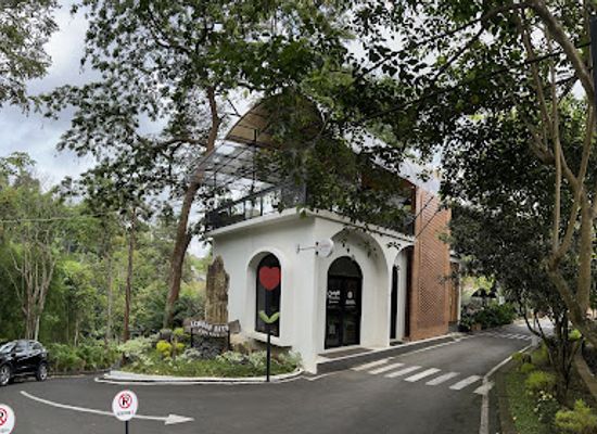 indonesia/lampung/landmark/lembah-batu-heritage