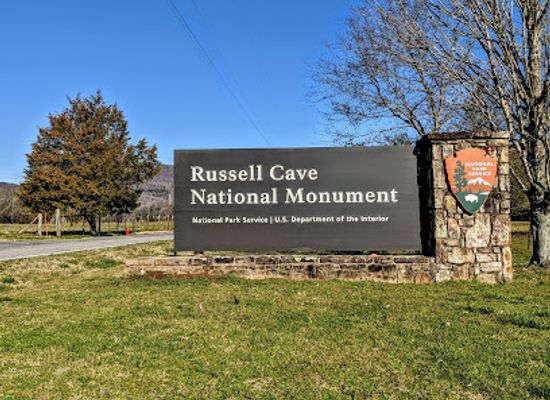 alabama/lake-guntersville/landmark/russell-cave-national-monument