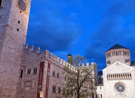 italy/trentino/landmark/palazzo-thun