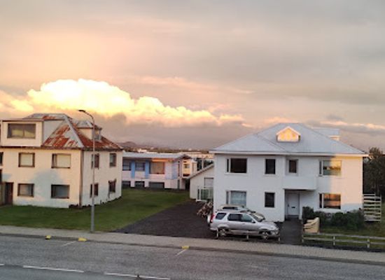 iceland/grindavik/landmark/guesthouse-borg