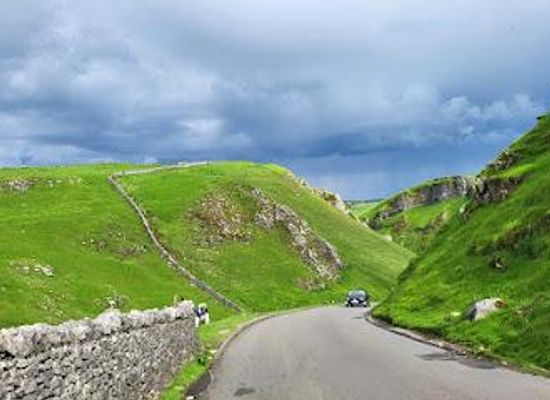 united-kingdom/sheffield/landmark/winnats-pass