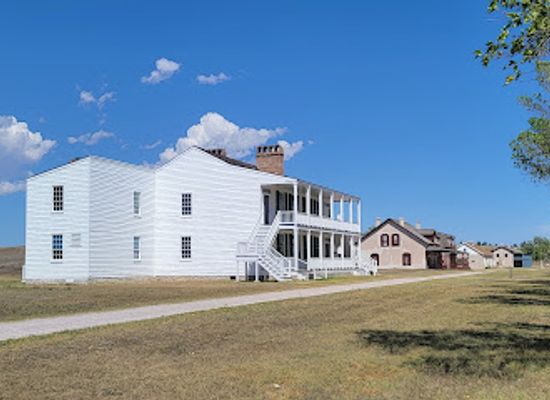 wyoming/yellowstone-national-park/landmark/fort-laramie-national-historic-site