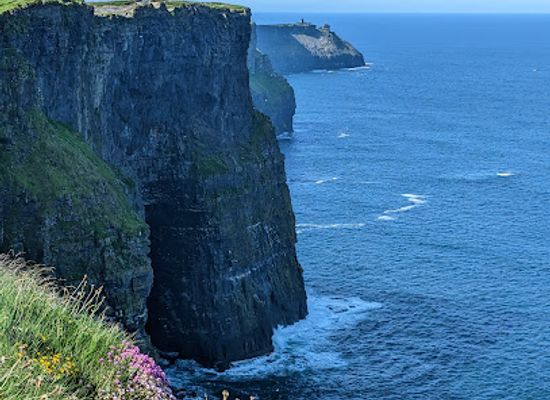 ireland/the-burren/landmark/burren-and-cliffs-of-moher-unesco-global-geopark