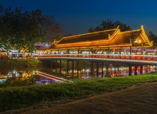cambodia/siem-reap/old-market-area/landmark/vishnu-circle