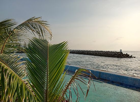 maldives/shaviyani-atoll/landmark/tsunami-monument