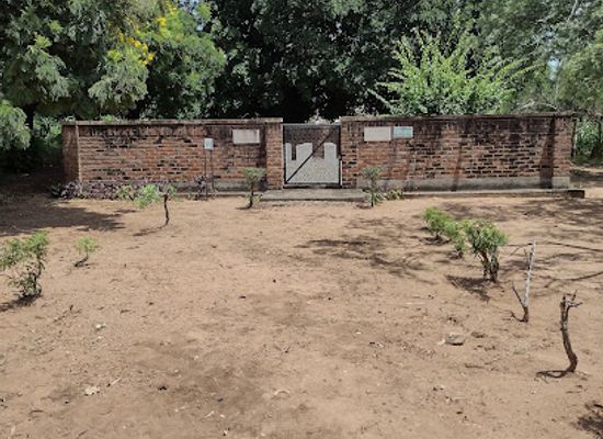malawi/karonga/landmark/commonwealth-war-cemetery-karonga